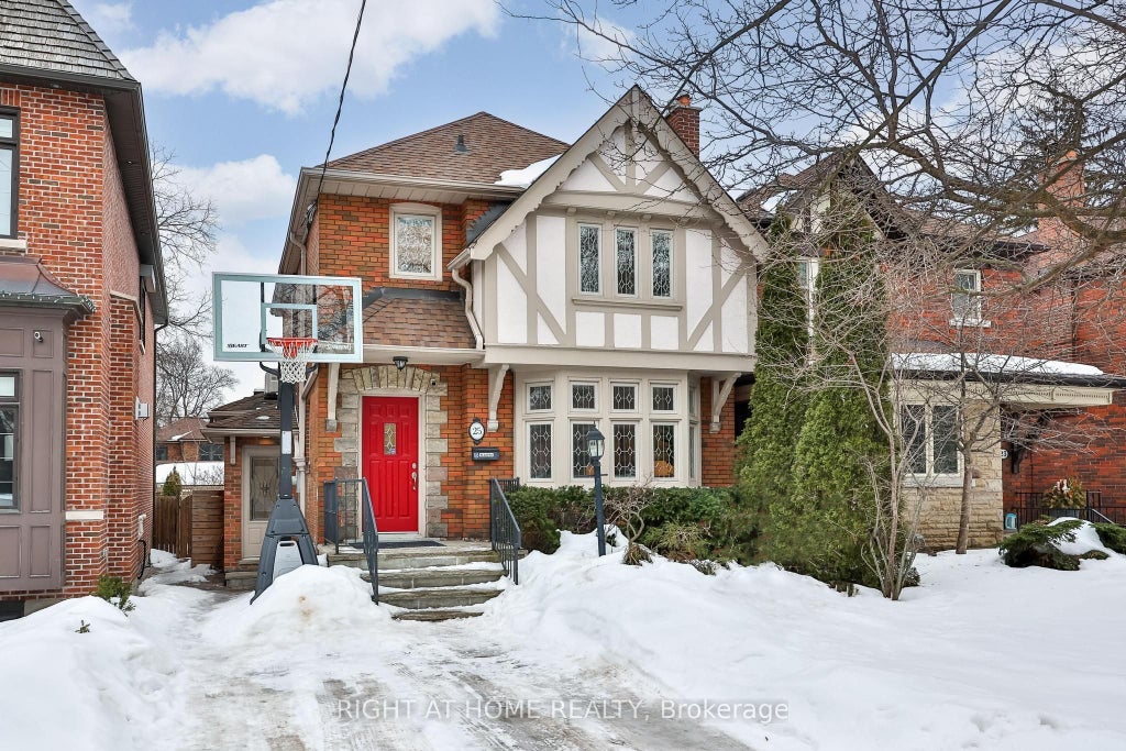 25 Fleming Crescent, Toronto C11