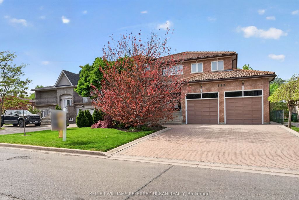 162 Codsell Avenue, Toronto C06