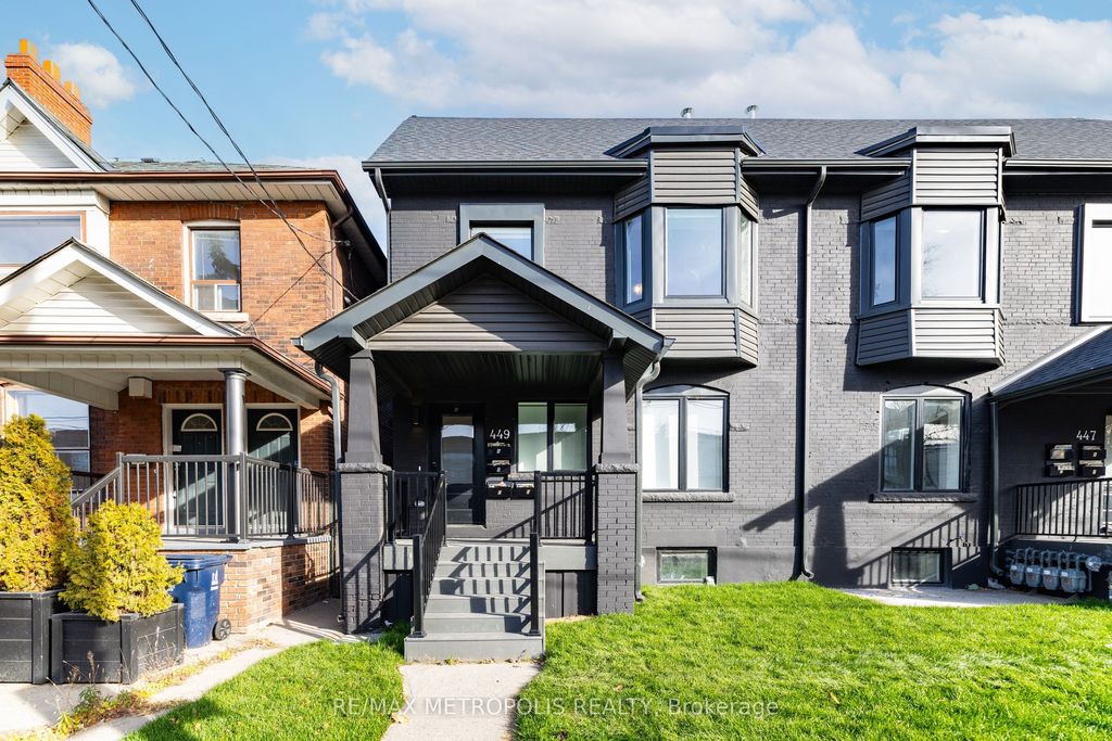 449 Lansdowne Avenue, Toronto C01