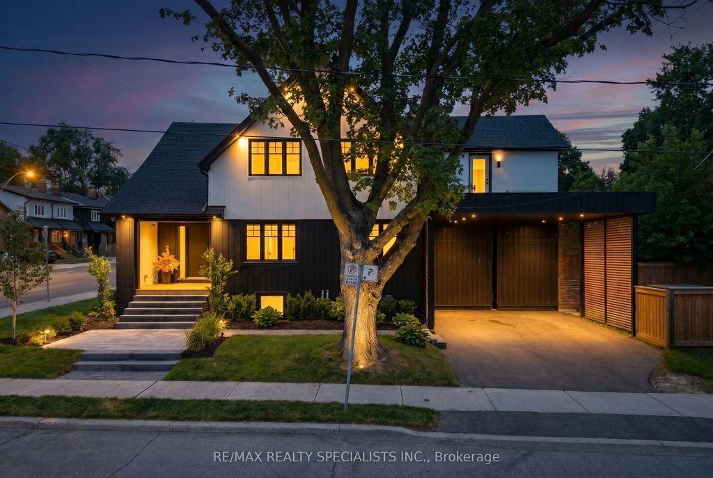 997 Mount Pleasant Road, Toronto C10