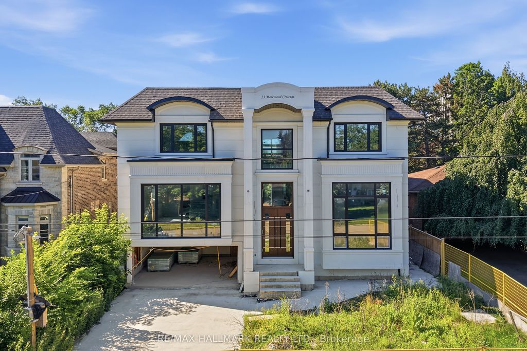 23 Morewood Crescent, Toronto C15