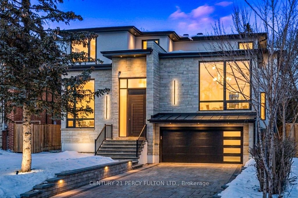 128 Anndale Drive, Toronto C14
