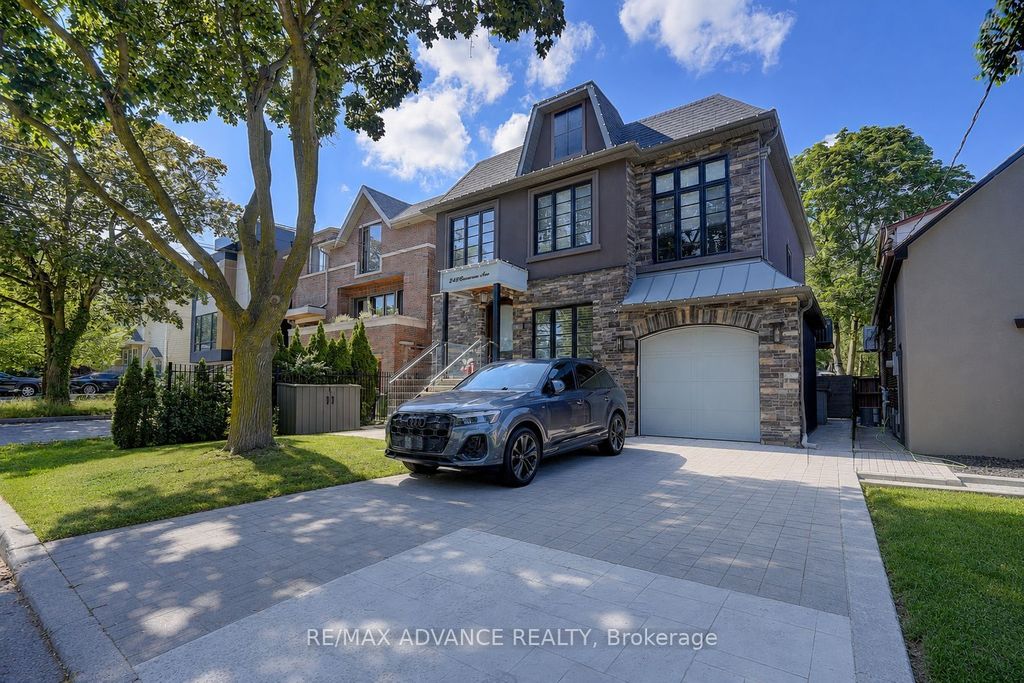 218 Cameron Avenue, Toronto C07
