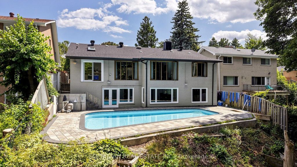57 Sumner Heights Drive, Toronto C15