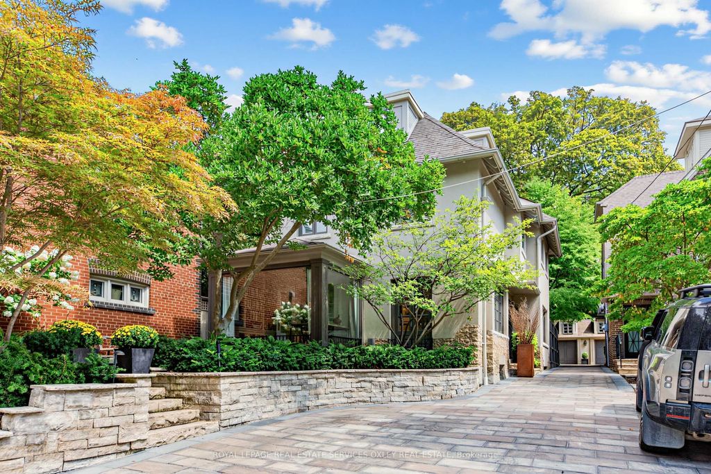 113 Inglewood Drive, Toronto C09