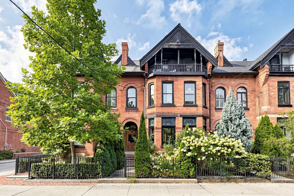 328 Wellesley Street E, Toronto C08