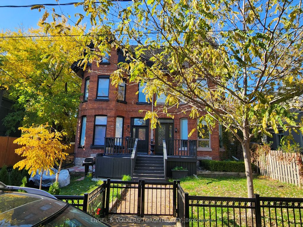 298 Seaton Street, Toronto C08