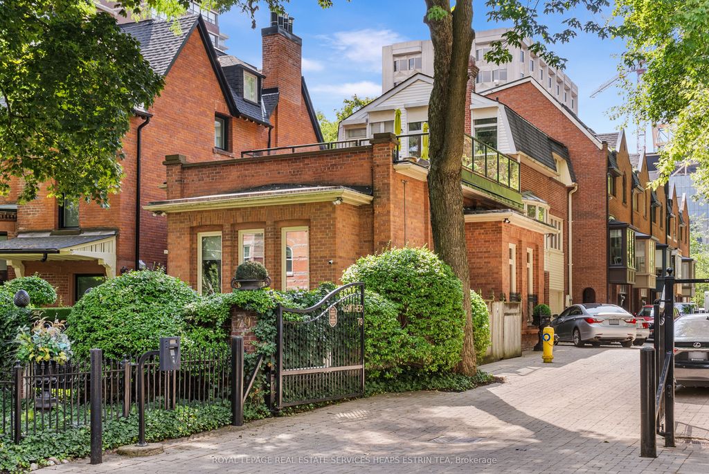 81a Lowther Avenue, Toronto C02
