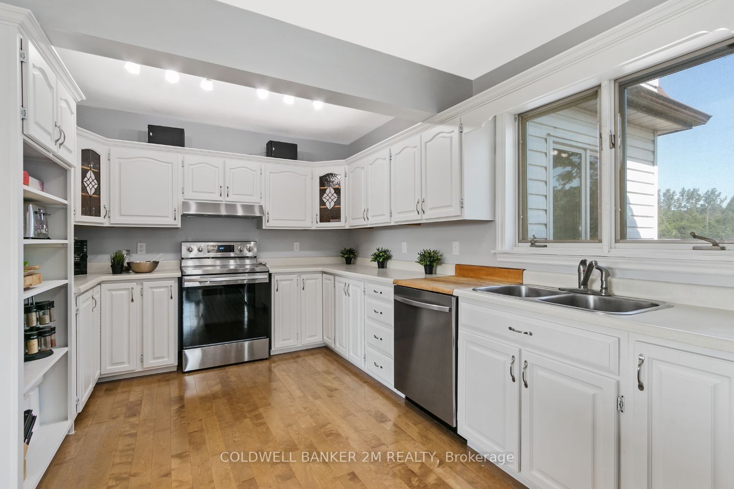 5728 Gilmore Road - Home for Sale | London Ontario Real Estate