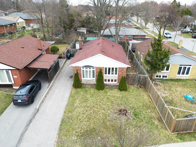 1441 Danforth Road, Toronto E09