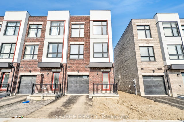 23 Bateson Street W, Ajax