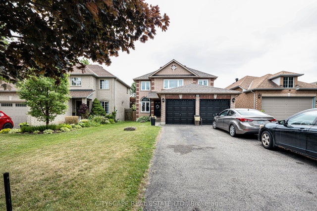 1113 Gossamer Drive, Pickering