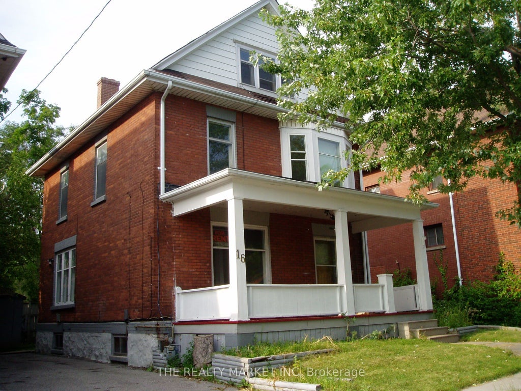 16 Elgin Street E Main, Oshawa