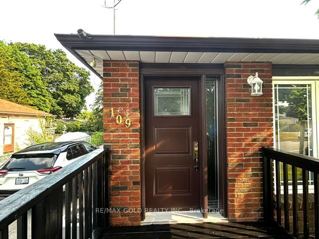 109 Tecumseh Avenue, Oshawa