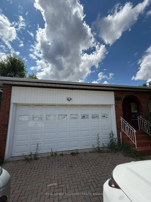 336 Conlins Road Room, Toronto E10