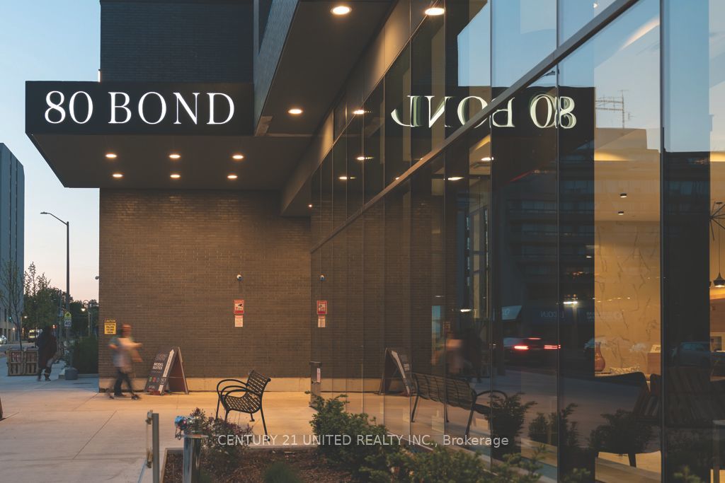 80 Bond Street E 1312, Oshawa