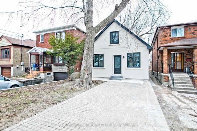 63 Pinegrove Avenue, Toronto E06