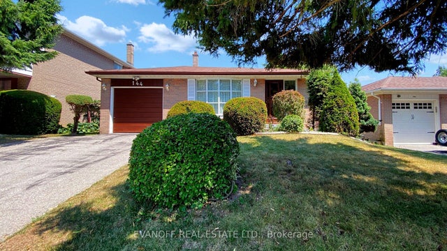 144 Merkley Square, Toronto E09