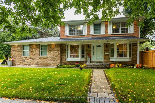 49 Harringay Crescent, Toronto E05