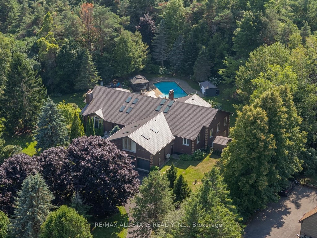 64 Woodbridge Circle, Scugog