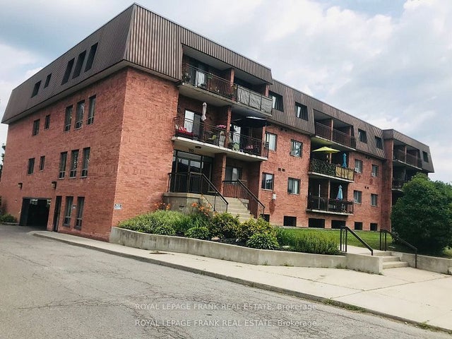 552 Dundas Street E 204, Whitby