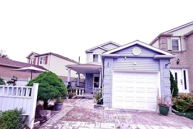 4 Shepmore Terrace, Toronto E11