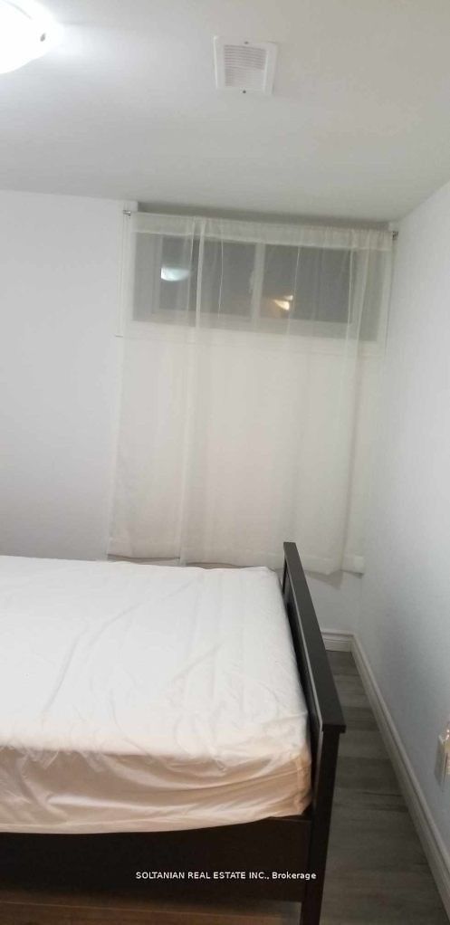 12 Flerimac Road Bsmt Rm, Toronto E10