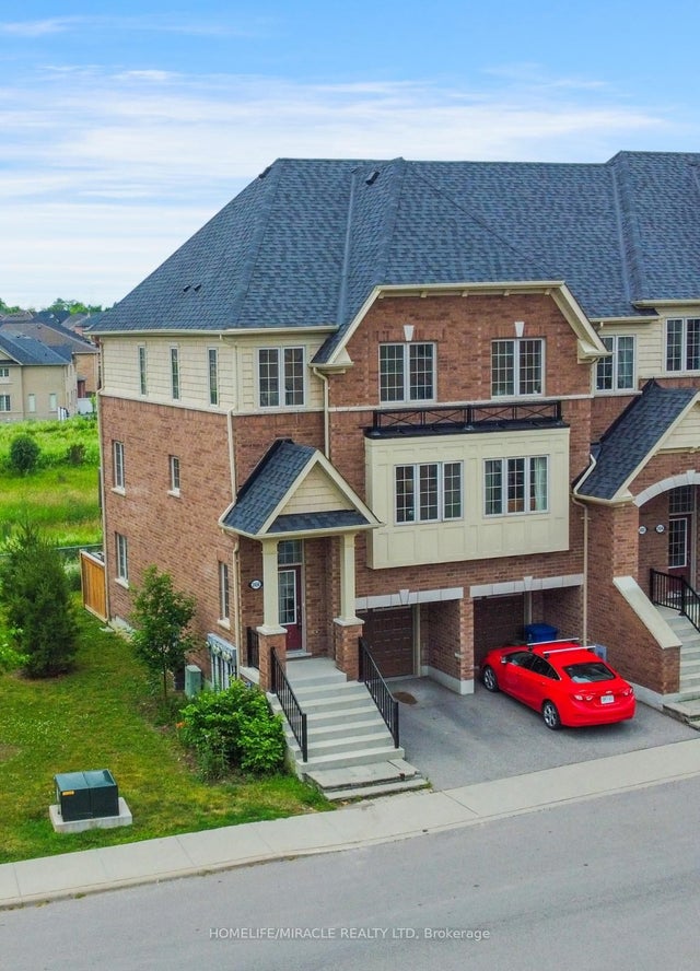 2450 Bromus Path, Oshawa