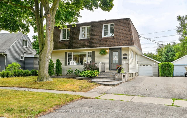 153 Admiral Road, Ajax