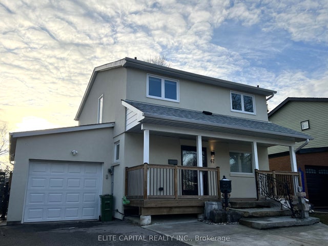 67 Hutcherson Square, Toronto E11