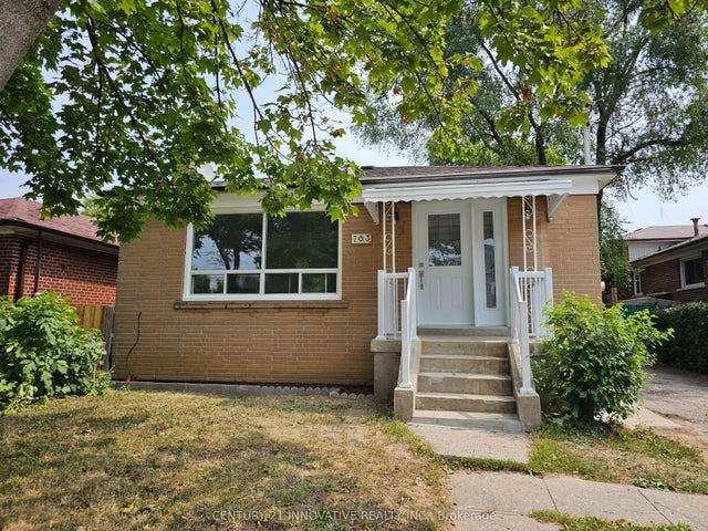 703 Midland Avenue, Toronto E04