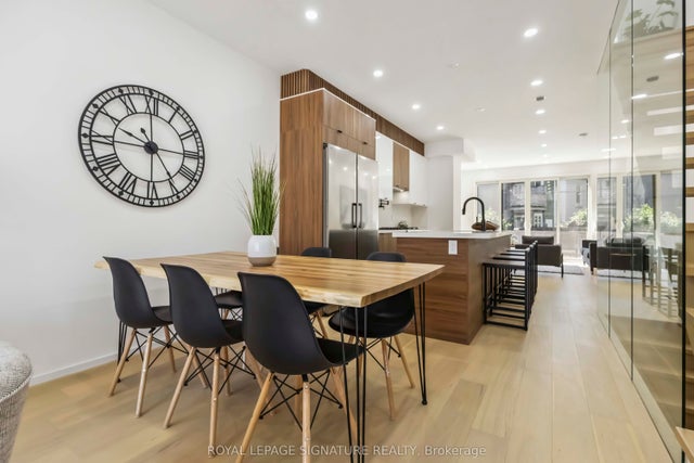 43a Cummings Street Furnished Upper, Toronto E01