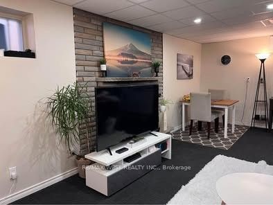 211 Bellamy Road N Bsmt, Toronto E09
