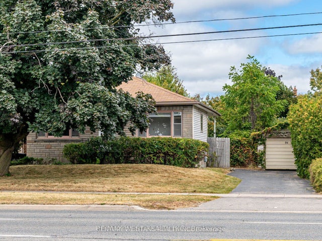 94 Taunton Road W, Oshawa