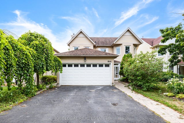 895 Ripley Crescent, Oshawa