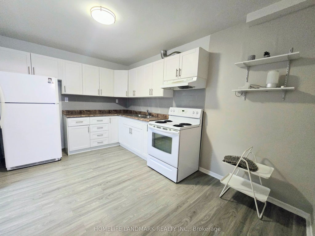 2844 Danforth Avenue 1, Toronto E02