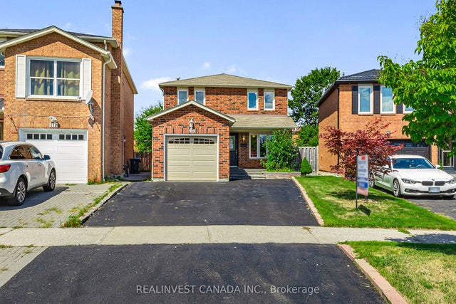 99 Carisbrooke Square, Toronto E11