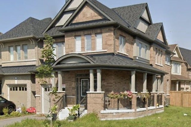 2576 Orchestrate Drive W, Oshawa