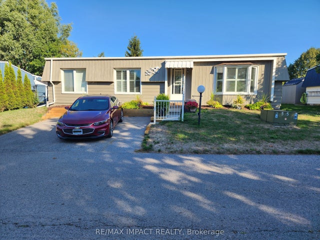 4 Champlain Court, Clarington