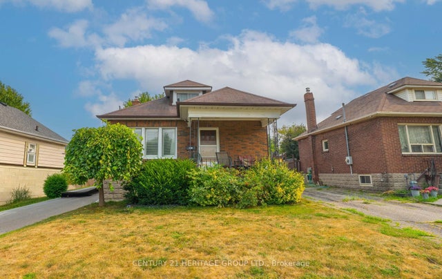 203 Hibbert Avenue, Oshawa