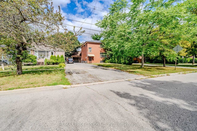 72 Painted Post Drive, Toronto E09