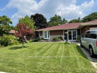 19 Skyridge Road, Toronto E09