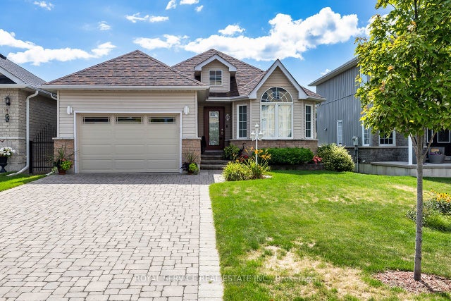 15 Bloom Avenue, Clarington