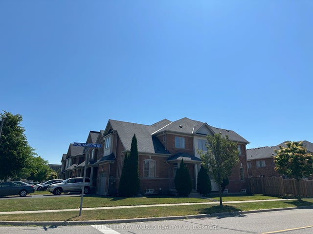35 Westport Drive, Whitby