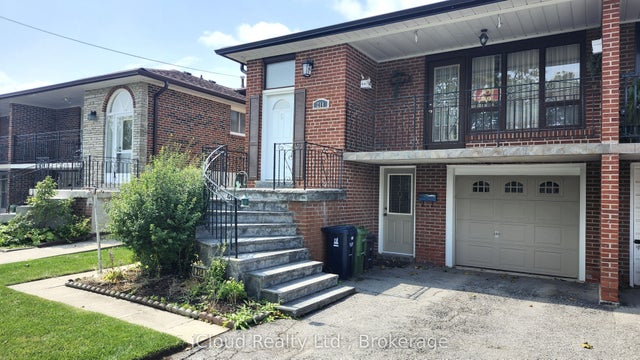 214 Fairglen Avenue, Toronto E05