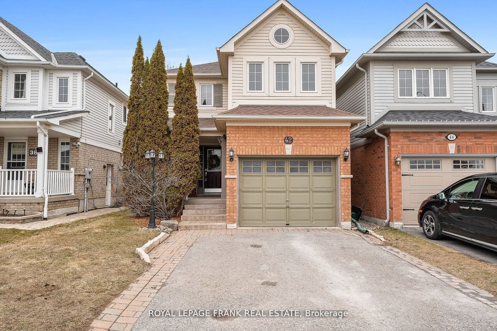 42 Childs Court, Clarington
