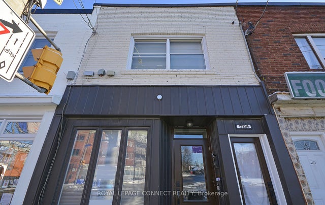 1229a Woodbine (lower) Avenue, Toronto E03
