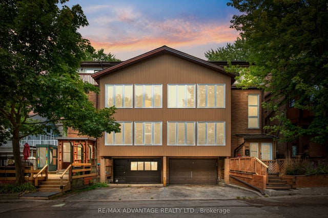 108 Hubbard Boulevard, Toronto E02