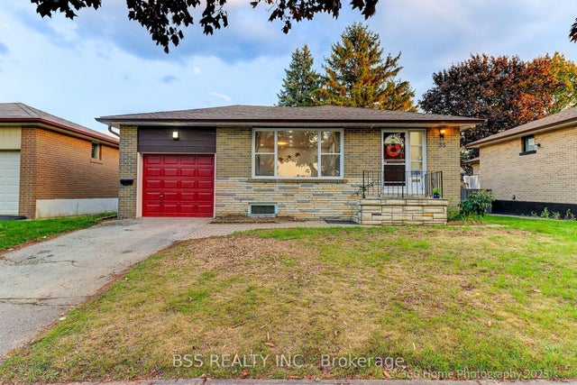 35 Waldock Street, Toronto E10