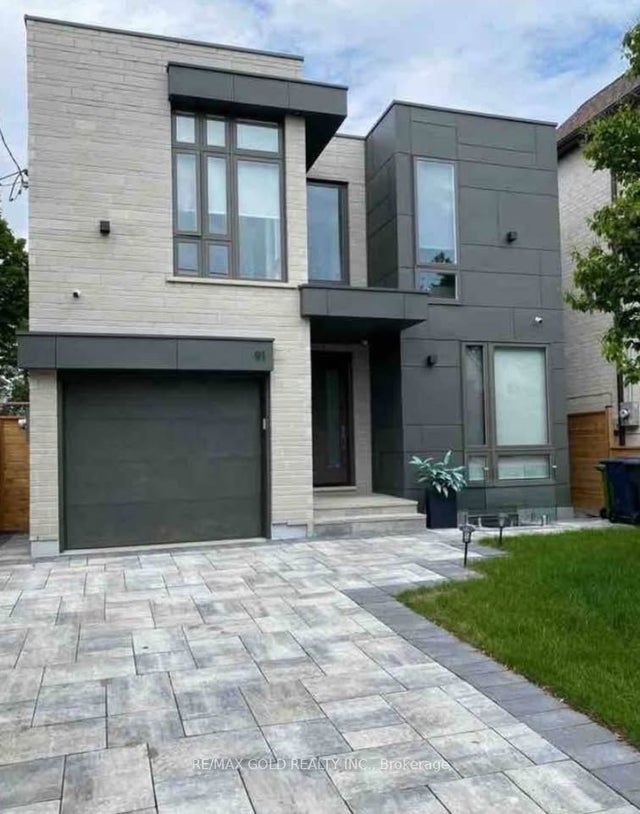 91 Cadorna Avenue Sm 1, Toronto E03